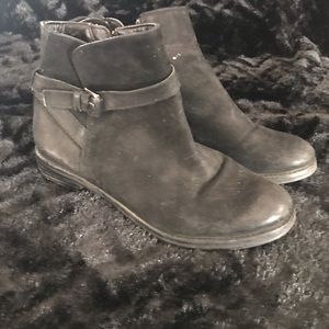 Leather ankle boots